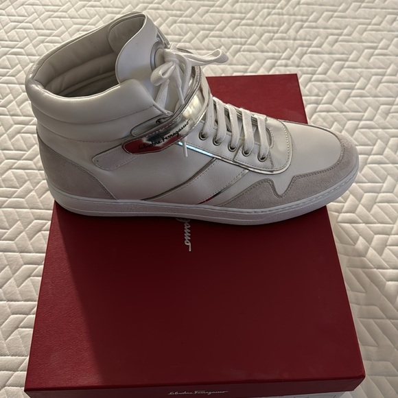 Authentic Men’s Salvatore Ferragamo Sneakers - Picture 2 of 10